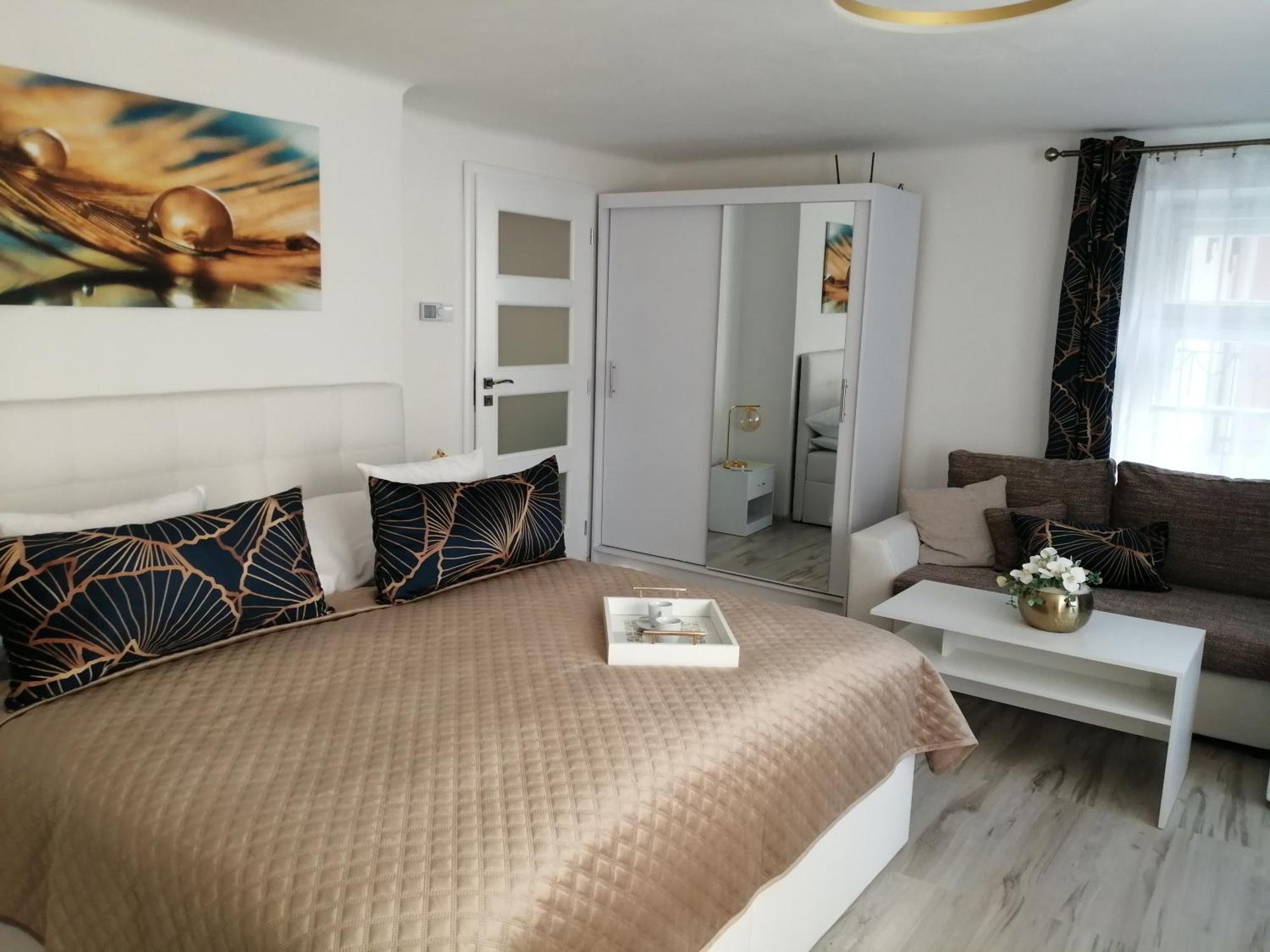 Apartman Deluxe Cheb Exteriér fotografie